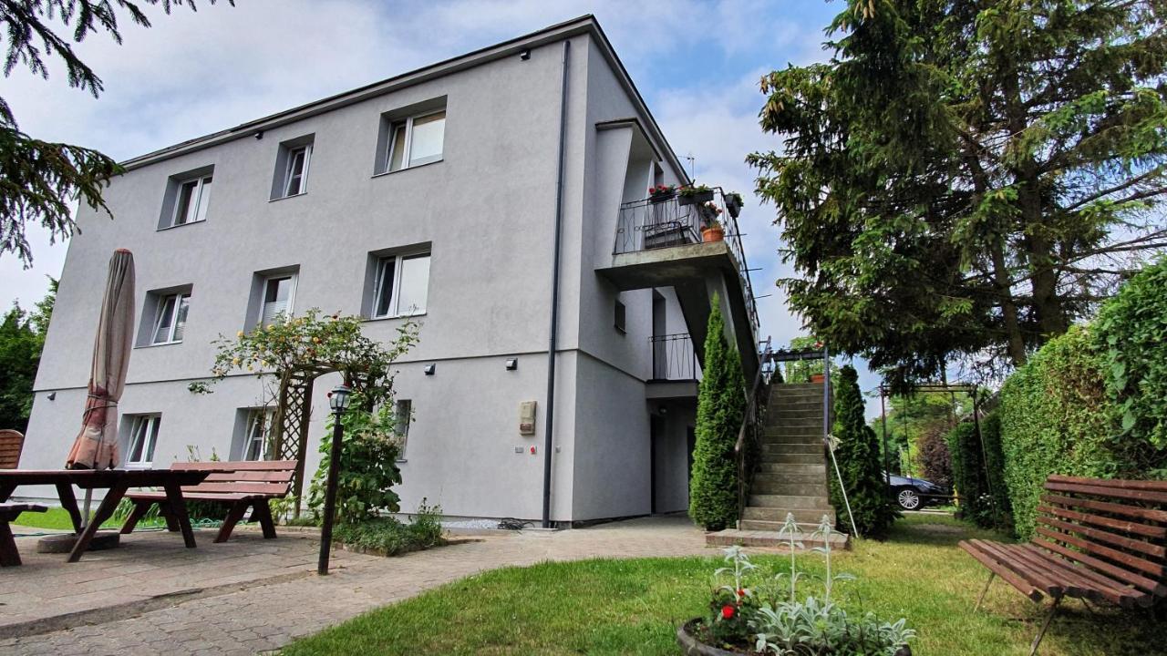 "U Izy" Pokoje Goscinne I Przyczepy Campingowe Großmöllen Exterior foto