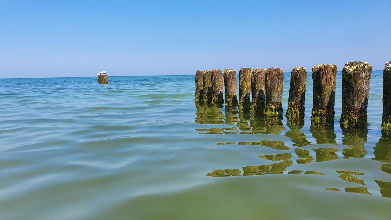 "U Izy" Pokoje Goscinne I Przyczepy Campingowe Großmöllen Exterior foto